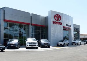 Schedule Auto Service and Maintenance Santa Cruz Toyota