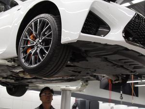 LEXUS【あと8点！非売品】商品ラインナップ！確認用 al-court_is_main.jpg