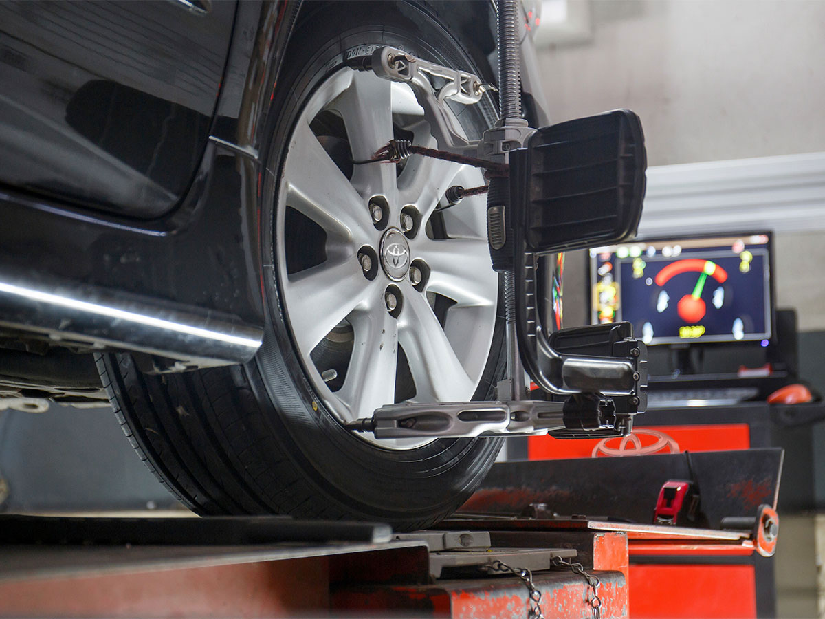 What Type of Tires Does My EV Need?